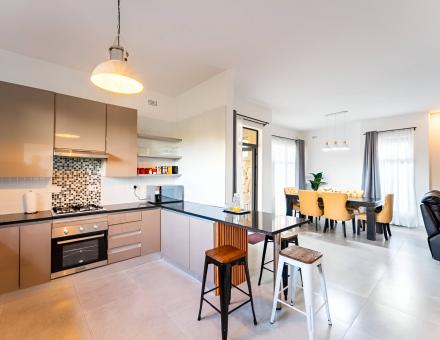 Best Self-Catering Apartments in Victoria Falls for Families & Groups